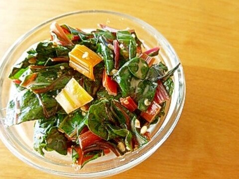 沢山食べられる☆スイスチャードの豆腐ゴマ和え♪